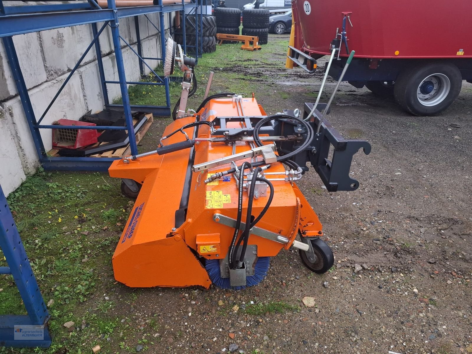 Kehrmaschine typu Tuchel Kehrmaschine Profi 660 - 230, Gebrauchtmaschine v Altenberge (Obrázek 4)