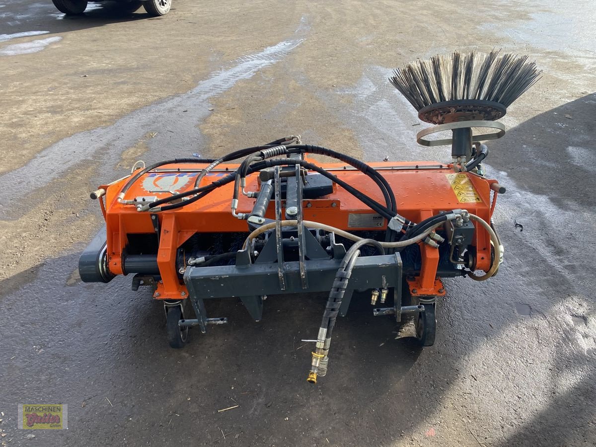 Kehrmaschine des Typs Tuchel Kompakt 150/520HD, Gebrauchtmaschine in Kötschach (Bild 5)