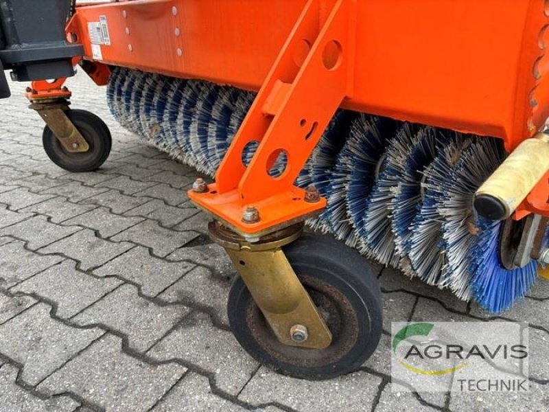 Kehrmaschine от тип Tuchel PLUS 590, Gebrauchtmaschine в Meppen (Снимка 5)