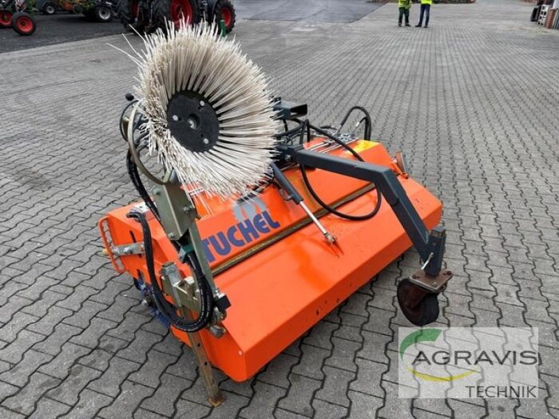 Kehrmaschine от тип Tuchel PLUS 590, Gebrauchtmaschine в Meppen (Снимка 3)