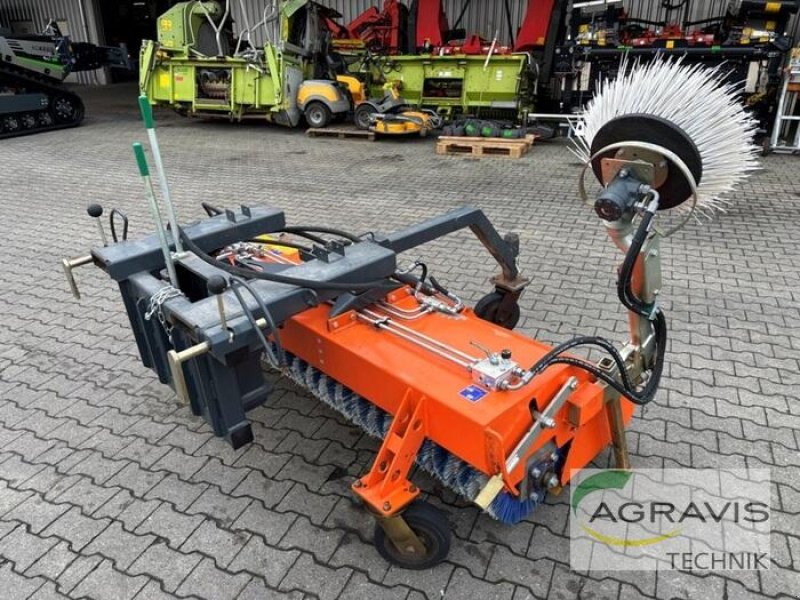 Kehrmaschine от тип Tuchel PLUS 590, Gebrauchtmaschine в Meppen (Снимка 1)