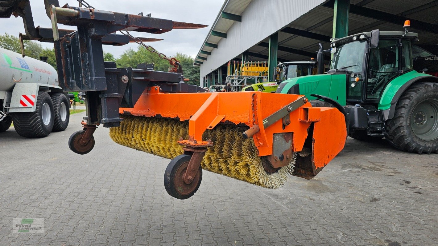 Kehrmaschine des Typs Tuchel Profi 230, Gebrauchtmaschine in Rhede / Brual (Bild 4)