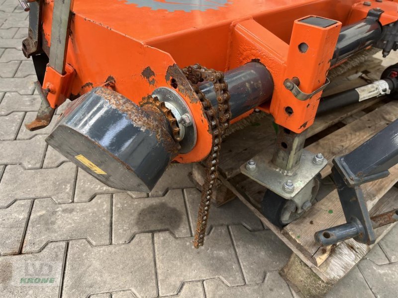 Kehrmaschine des Typs Tuchel Simplex 150, Gebrauchtmaschine in Spelle (Bild 4)