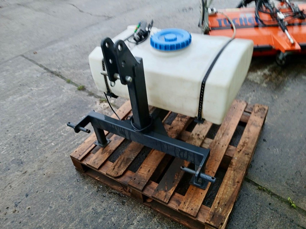 Kehrmaschine от тип Tuchel Simplex 400-150 mit Wassertank, Gebrauchtmaschine в Liebenwalde (Снимка 9)