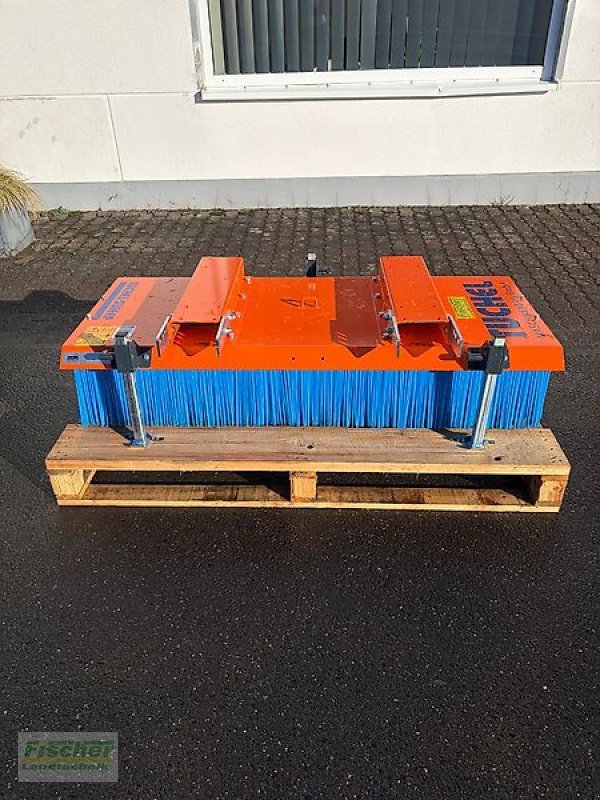 Kehrmaschine des Typs Tuchel Sweep Solo 150, Neumaschine in Kroppach (Bild 1)