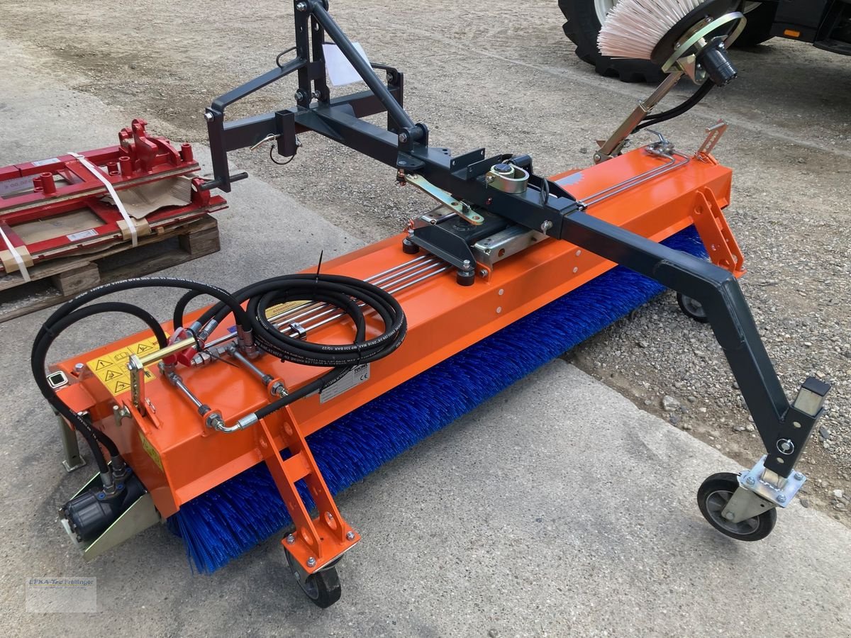 Kehrmaschine des Typs Tuchel Tuchel ECO PRO 230 Frontanbau, Gebrauchtmaschine in Obing (Bild 3)