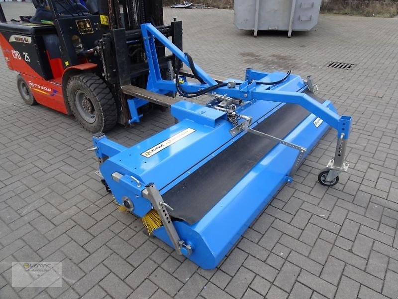 Kehrmaschine des Typs Vemac Kehrmaschine 230cm Kehrbürste Schlepper Traktor Gabelstapler NEU, Neumaschine in Sülzetal OT Osterweddingen (Bild 1)