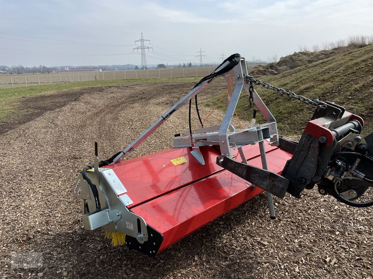 Kehrmaschine tip Westermann Optimal Kehrmaschine 2300mm Heck oder Frontanbau, Neumaschine in Burgkirchen (Poză 14)