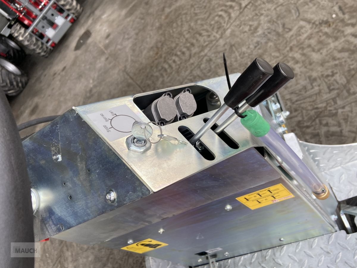 Kehrmaschine typu Westermann Unkrautbesen mit CM2 PRO, Neumaschine v Burgkirchen (Obrázek 10)