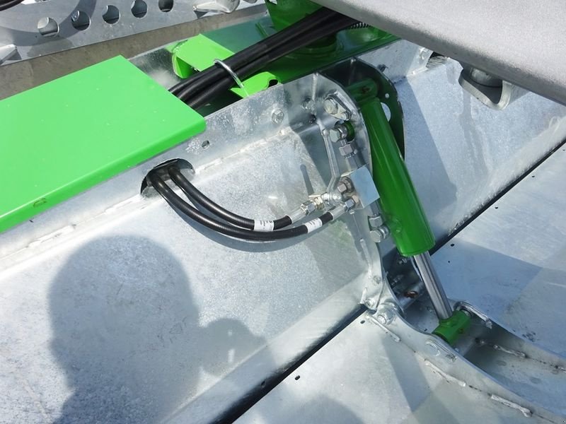 Kehrmaschine des Typs Zocon Kehrmaschine 240, Neumaschine in St. Marienkirchen (Bild 7)