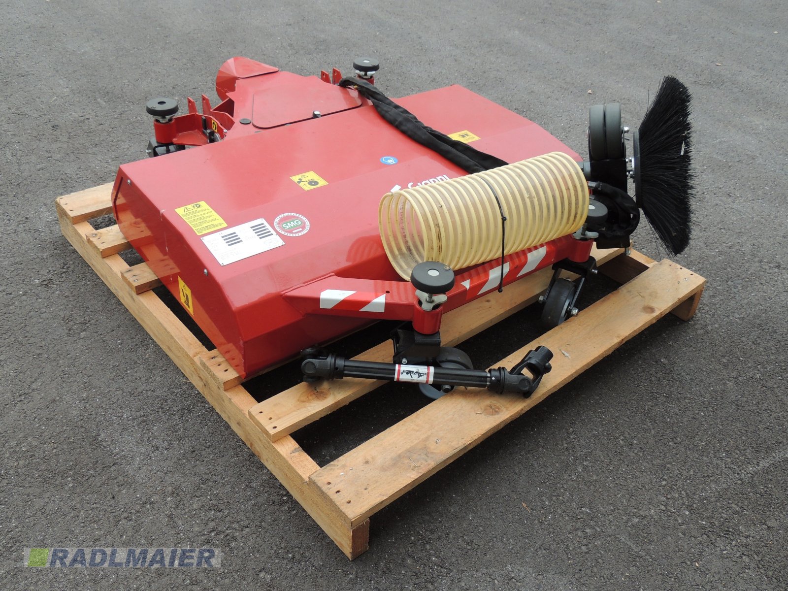 Kehrsaugmaschine typu Gianni Ferrari PGD900, Gebrauchtmaschine v Babensham (Obrázek 1)