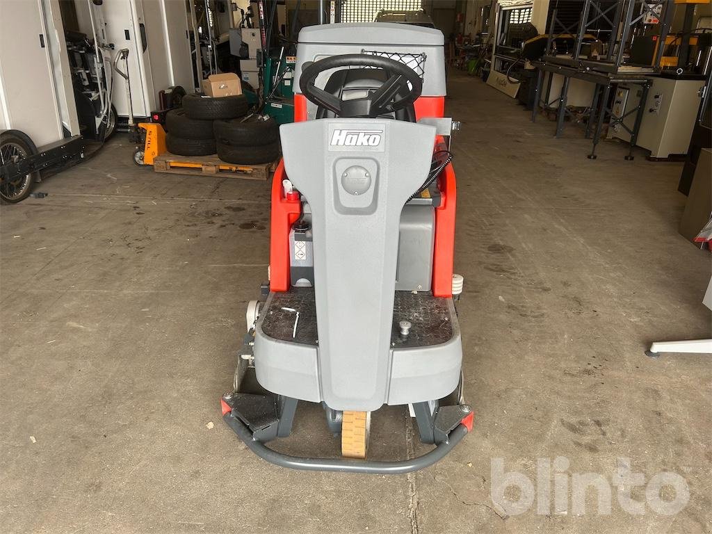 Kehrsaugmaschine типа Hako Scrubmaster B120 R, Gebrauchtmaschine в Düsseldorf (Фотография 4)