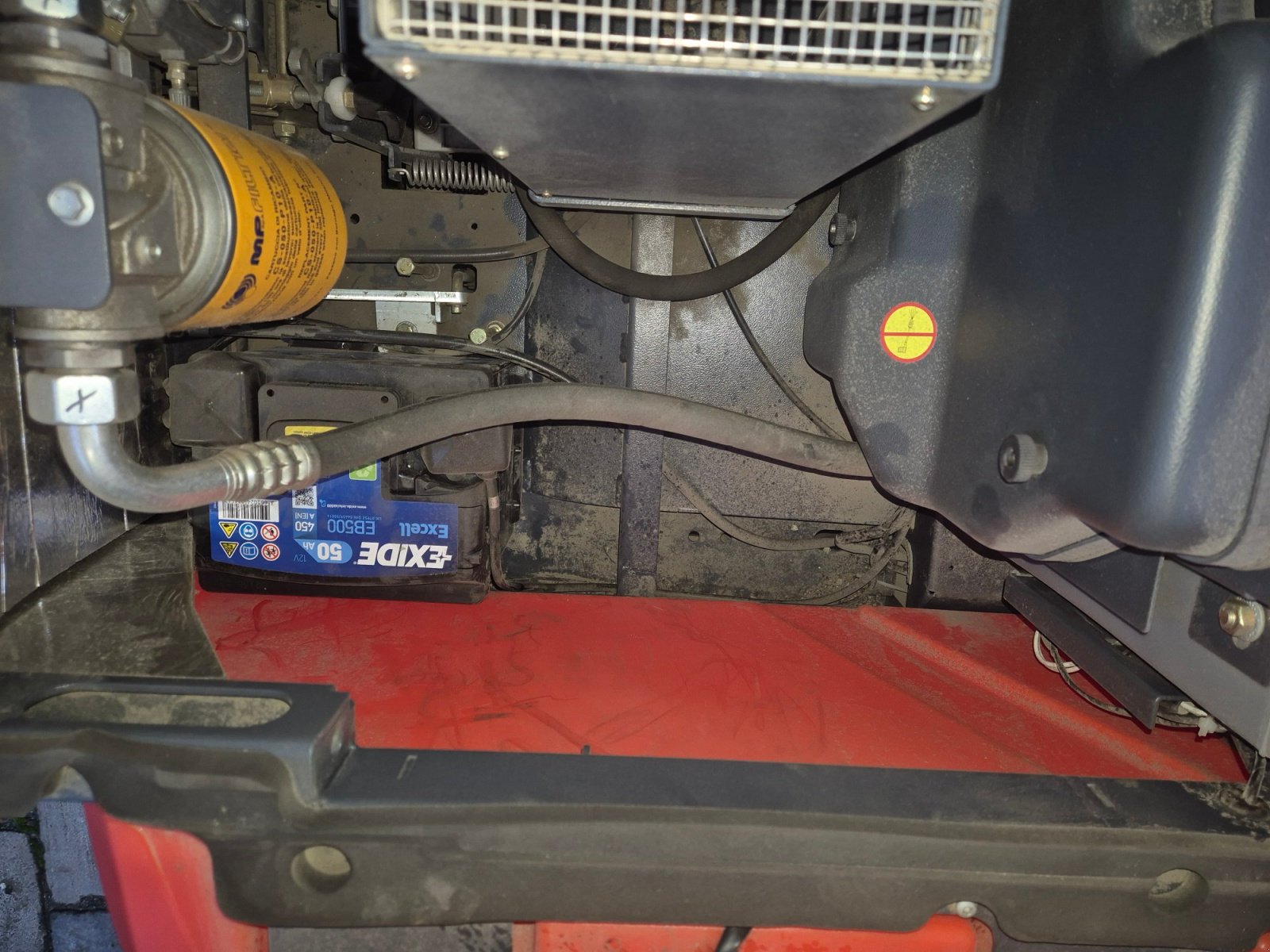 Kehrsaugmaschine des Typs Hako Sweepmaster P 980 R, Gebrauchtmaschine in Oelde (Bild 11)