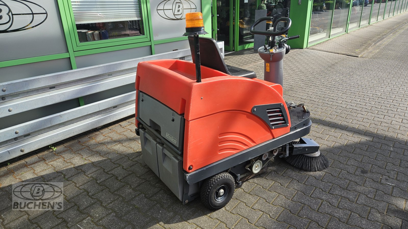 Kehrsaugmaschine typu Hako Sweepmaster P900 R, Gebrauchtmaschine v Olpe (Obrázek 3)