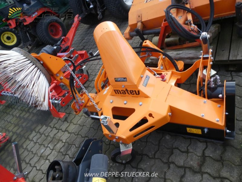 Kehrsaugmaschine tip Matev MRM-H120, Gebrauchtmaschine in Lauterberg/Barbis (Poză 1)