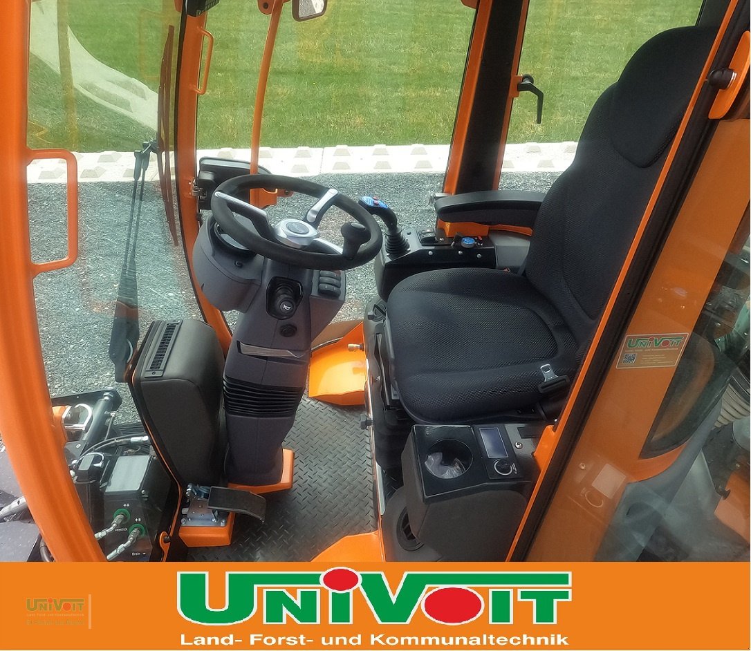 Kehrsaugmaschine typu Vitra Vitra C2.25 Kehrmaschine Knicklenker, Gebrauchtmaschine v Warmensteinach (Obrázek 3)