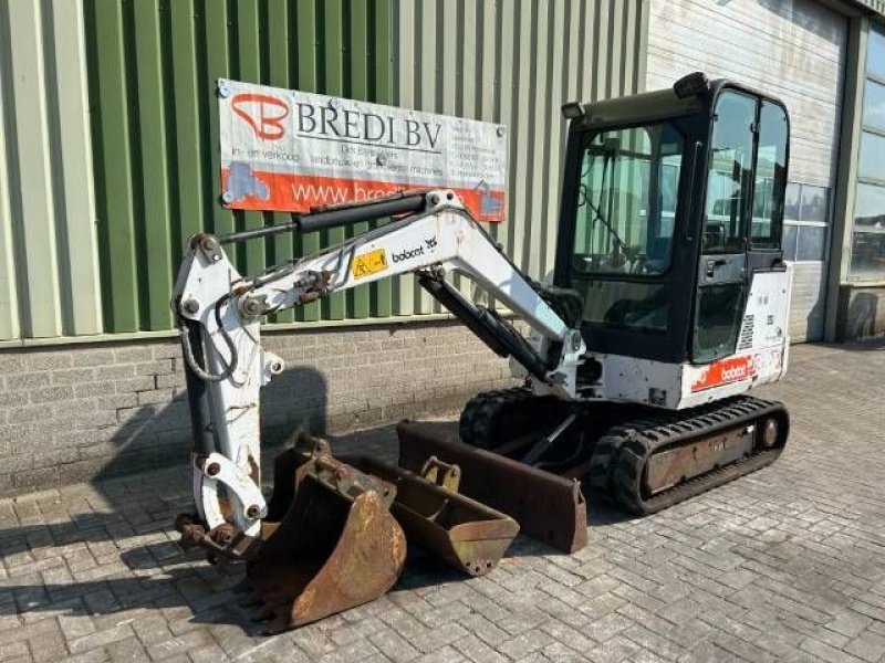Kettenbagger του τύπου Bobcat 325, Gebrauchtmaschine σε Roosendaal (Φωτογραφία 2)