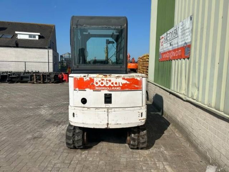 Kettenbagger του τύπου Bobcat 325, Gebrauchtmaschine σε Roosendaal (Φωτογραφία 4)