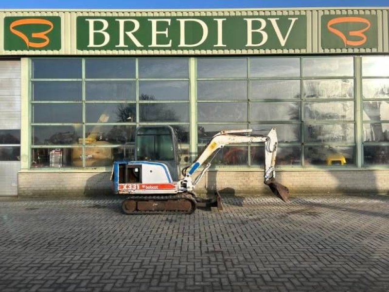 Kettenbagger du type Bobcat 331, Gebrauchtmaschine en Roosendaal (Photo 2)