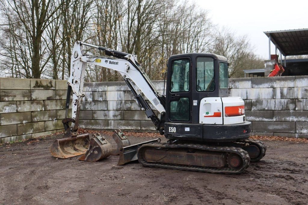 Kettenbagger du type Bobcat E50, Gebrauchtmaschine en Antwerpen (Photo 4)