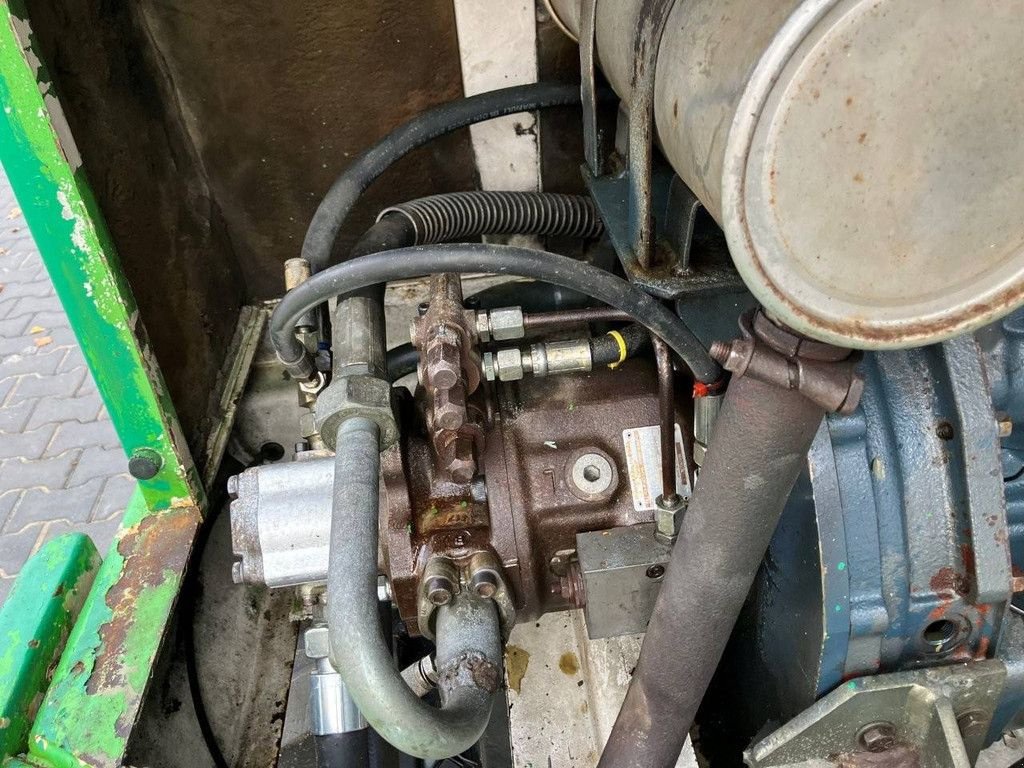 Kettenbagger typu Bobcat X335, Gebrauchtmaschine v Antwerpen (Obrázek 11)