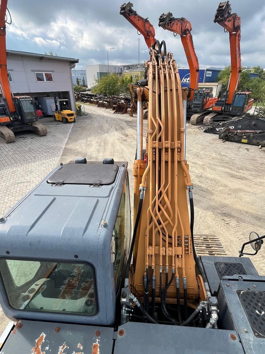 Kettenbagger of the type Case IH CX290B, Gebrauchtmaschine in Gabersdorf (Picture 11)
