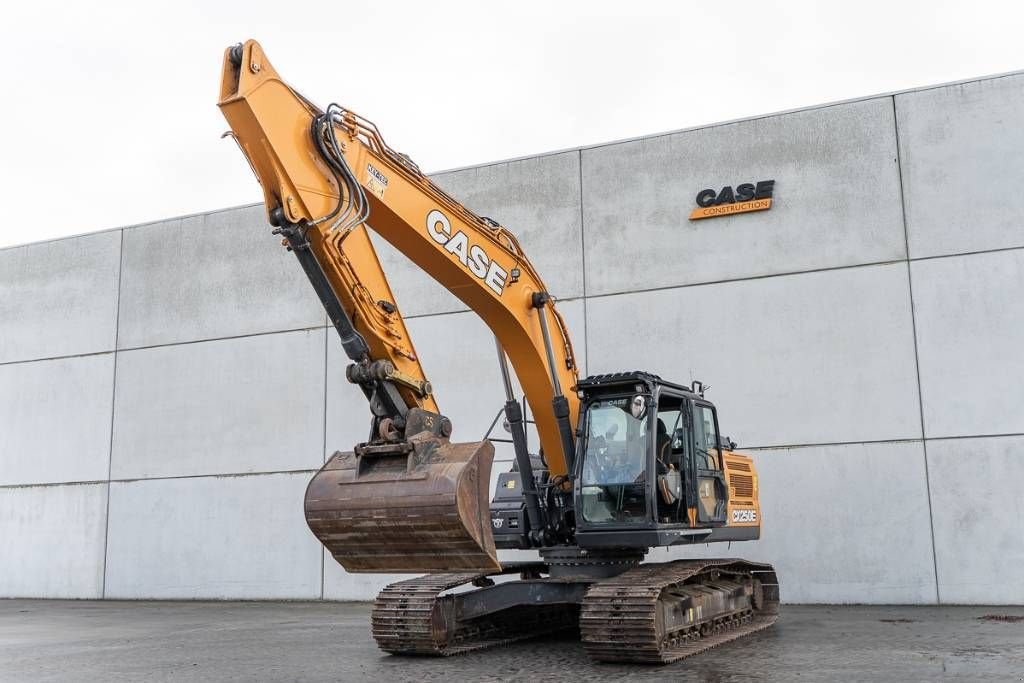 Kettenbagger tip Case CX 250 E, Gebrauchtmaschine in Moerbeke (Poză 1)