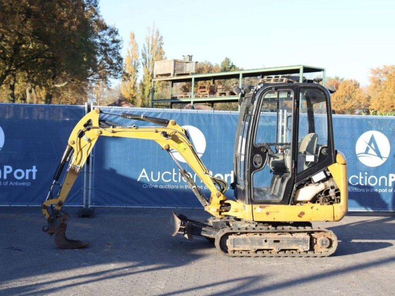 Kettenbagger от тип Caterpillar 301.7D, Gebrauchtmaschine в Antwerpen (Снимка 1)