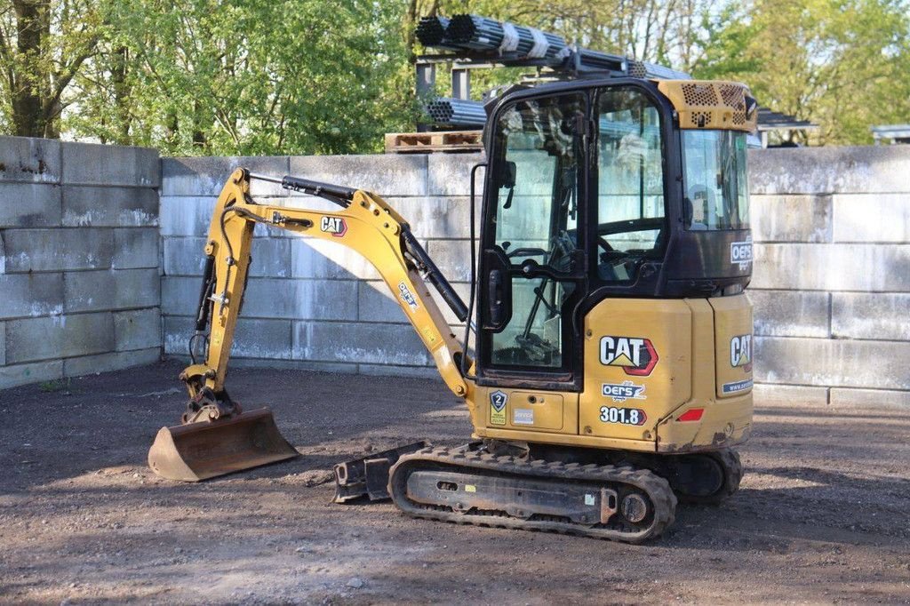 Kettenbagger типа Caterpillar 301.8, Gebrauchtmaschine в Antwerpen (Фотография 3)