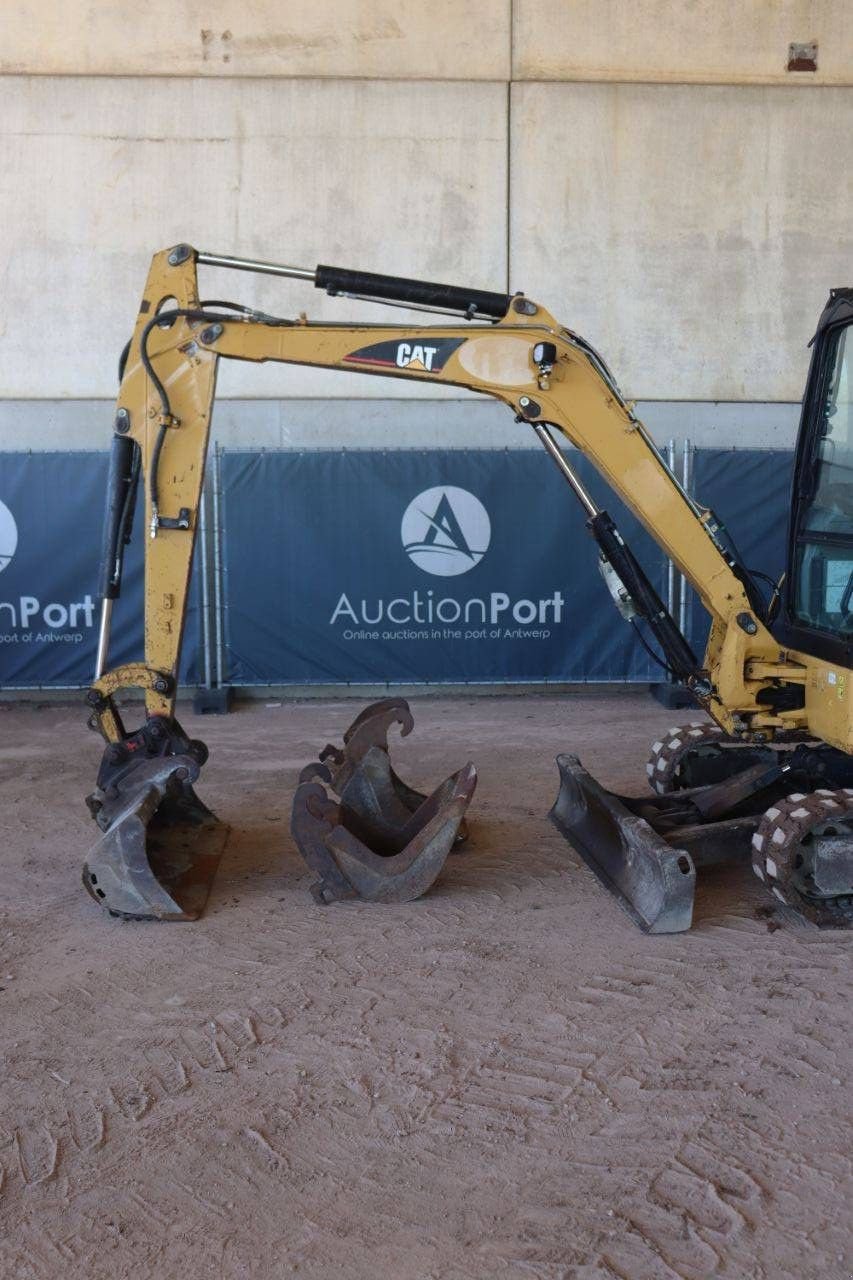 Kettenbagger typu Caterpillar 303.5C, Gebrauchtmaschine v Antwerpen (Obrázek 11)