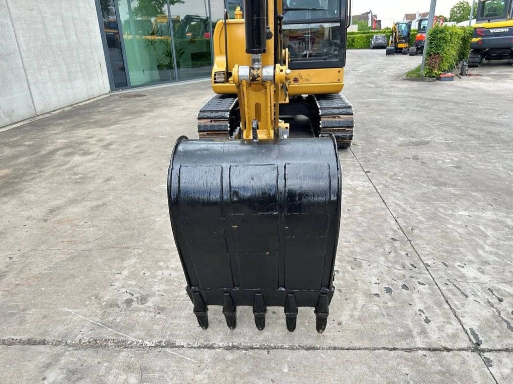 Kettenbagger типа Caterpillar 305.5, Gebrauchtmaschine в Antwerpen (Фотография 10)