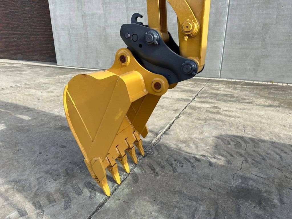 Kettenbagger typu Caterpillar 305.5E2, Gebrauchtmaschine v Antwerpen (Obrázek 9)