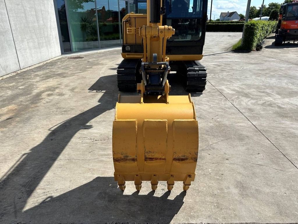 Kettenbagger des Typs Caterpillar 305.5E2, Gebrauchtmaschine in Antwerpen (Bild 11)