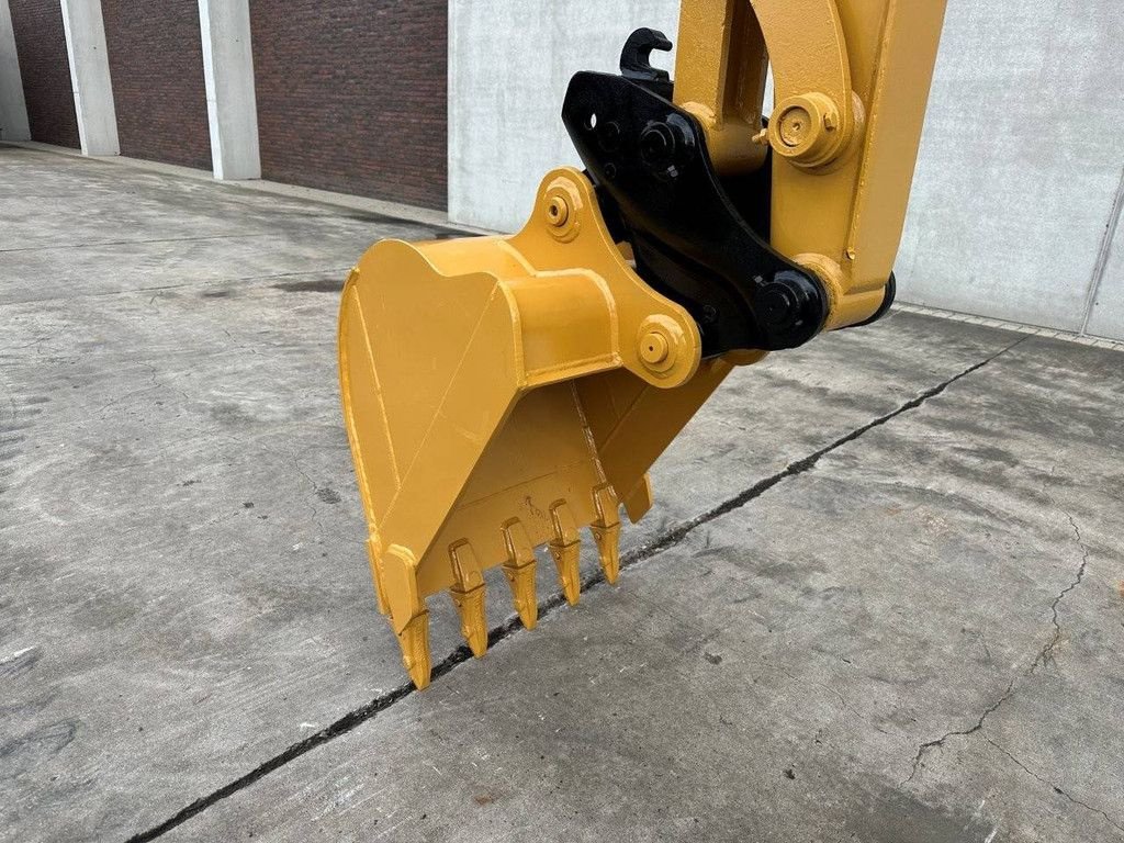 Kettenbagger типа Caterpillar 305.5E2, Gebrauchtmaschine в Antwerpen (Фотография 9)