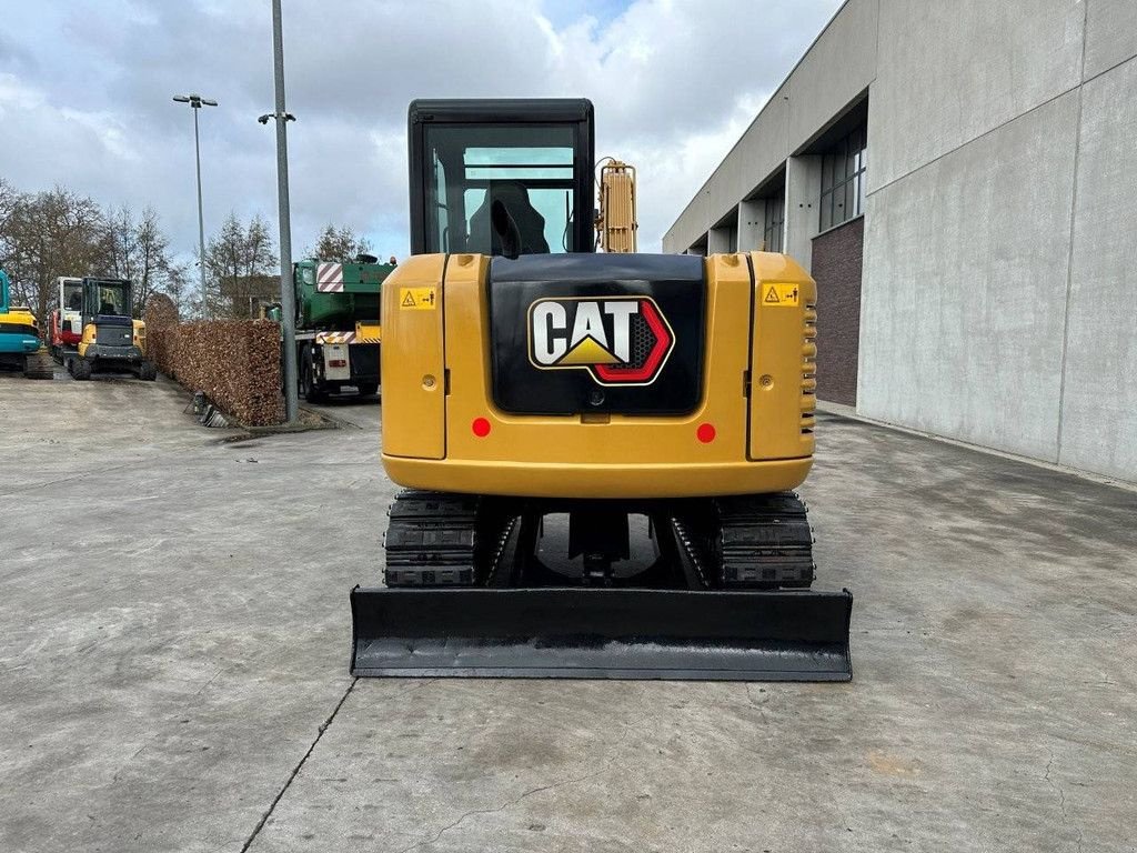 Kettenbagger типа Caterpillar 305.5E2, Gebrauchtmaschine в Antwerpen (Фотография 5)