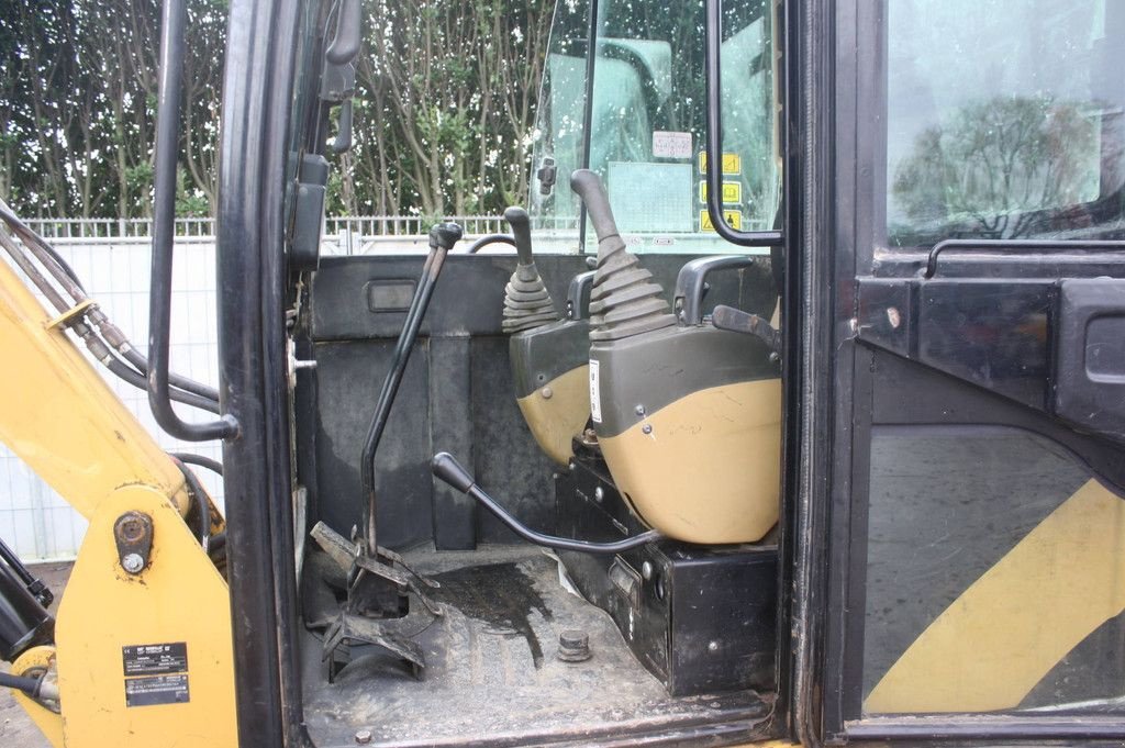 Kettenbagger des Typs Caterpillar 306, Gebrauchtmaschine in Antwerpen (Bild 2)