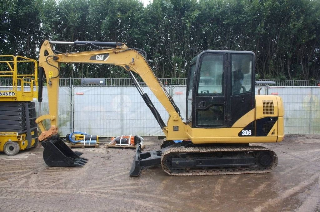 Kettenbagger типа Caterpillar 306, Gebrauchtmaschine в Antwerpen (Фотография 1)