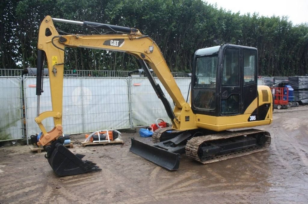 Kettenbagger типа Caterpillar 306, Gebrauchtmaschine в Antwerpen (Фотография 3)