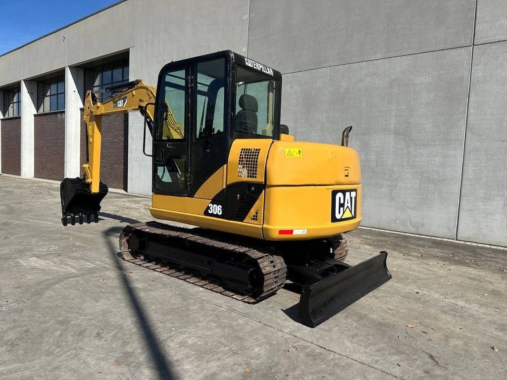 Kettenbagger of the type Caterpillar 306, Gebrauchtmaschine in Antwerpen (Picture 7)