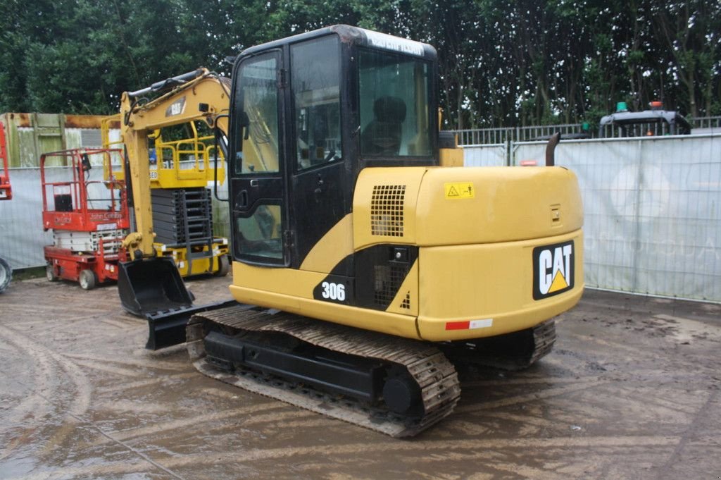 Kettenbagger del tipo Caterpillar 306, Gebrauchtmaschine In Antwerpen (Immagine 4)