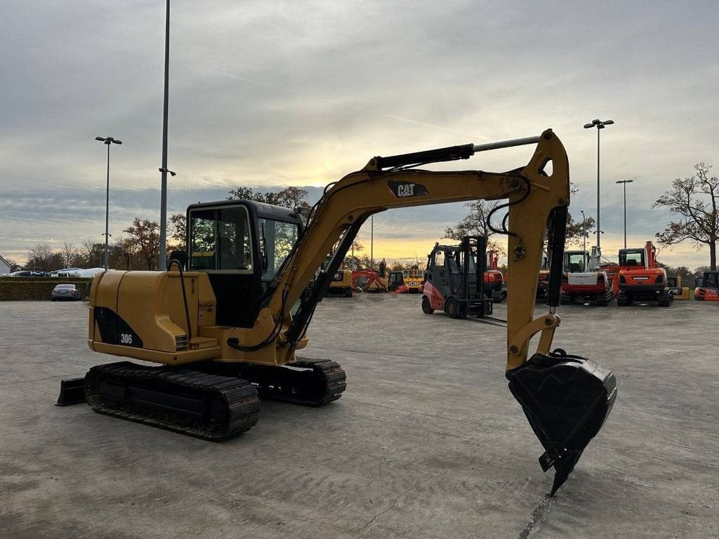 Kettenbagger типа Caterpillar 306, Gebrauchtmaschine в Antwerpen (Фотография 3)