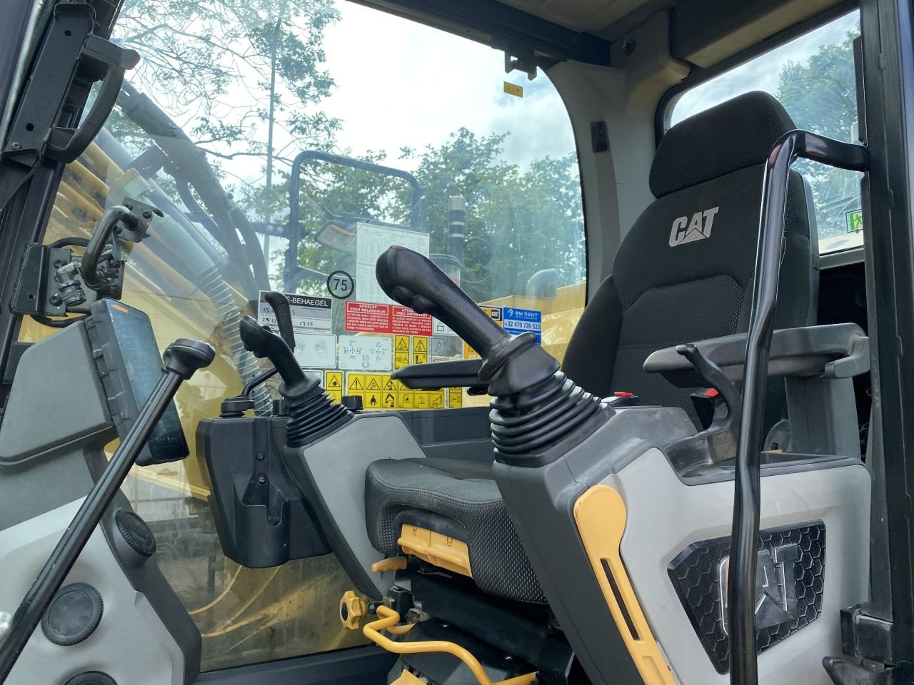 Kettenbagger typu Caterpillar 315 Next gen, Gebrauchtmaschine v Doetinchem (Obrázek 8)