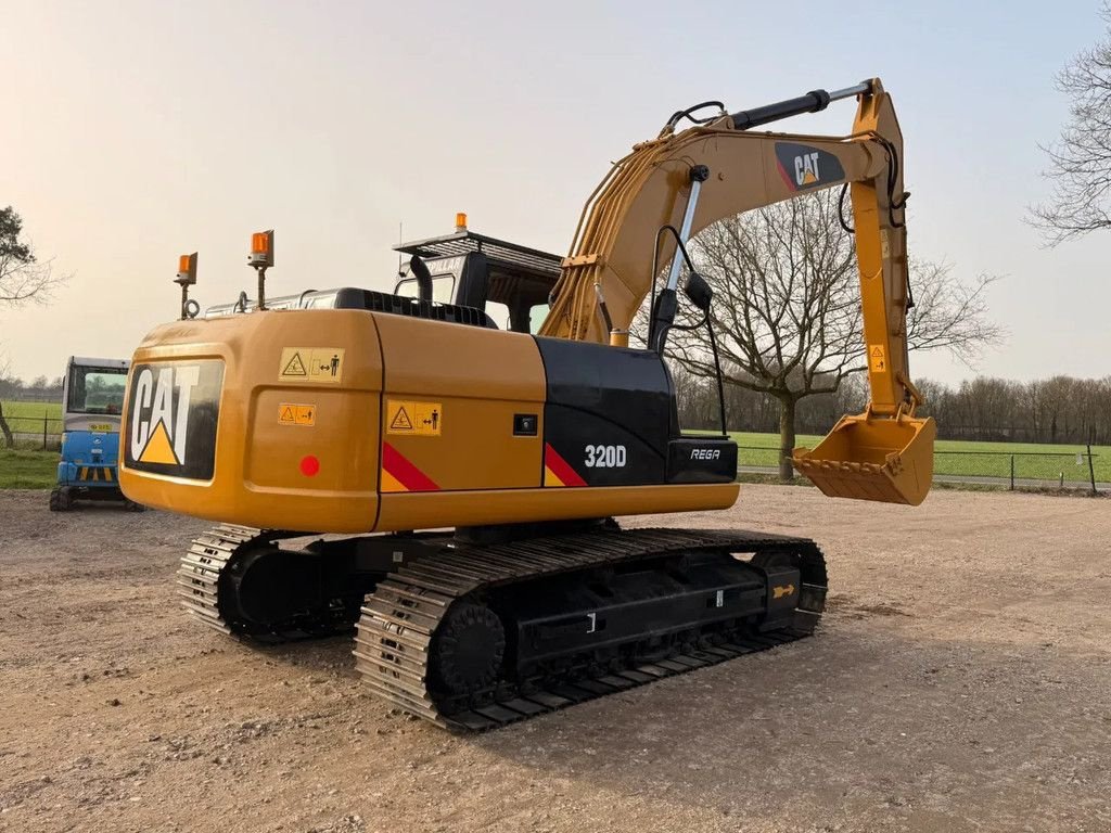 Kettenbagger типа Caterpillar 320D, Gebrauchtmaschine в Kootwijkerbroek (Фотография 7)