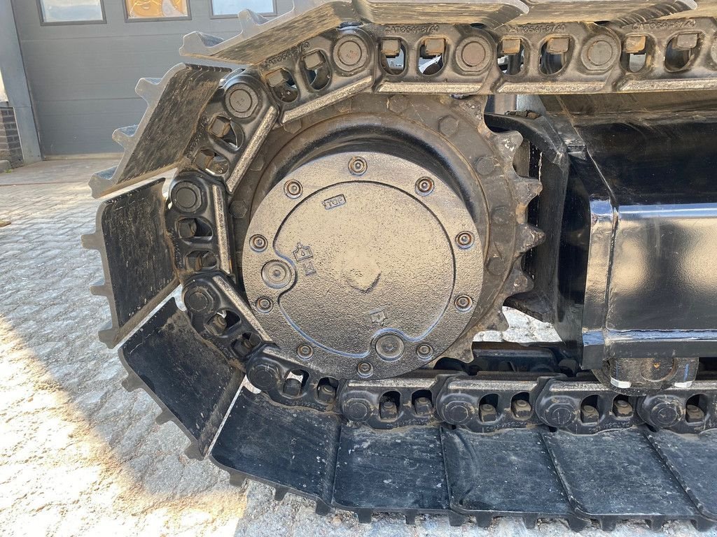 Kettenbagger des Typs Caterpillar 320D3 - NEW / bucket with teeth / hammerlines, Neumaschine in Velddriel (Bild 8)