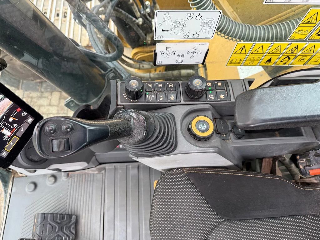 Kettenbagger a típus Caterpillar 320NG, Gebrauchtmaschine ekkor: Doetinchem (Kép 9)