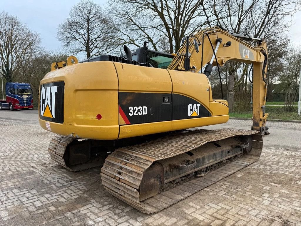Kettenbagger типа Caterpillar 323D, Gebrauchtmaschine в Doetinchem (Фотография 4)