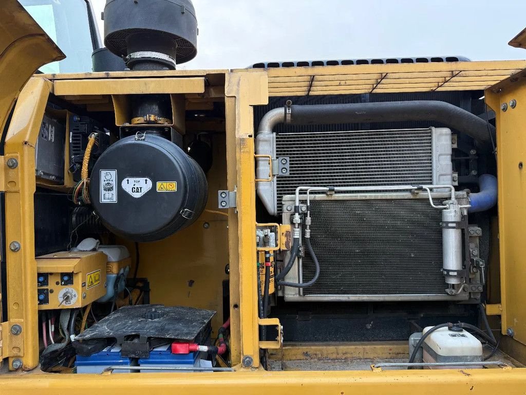 Kettenbagger типа Caterpillar 323D, Gebrauchtmaschine в Doetinchem (Фотография 11)