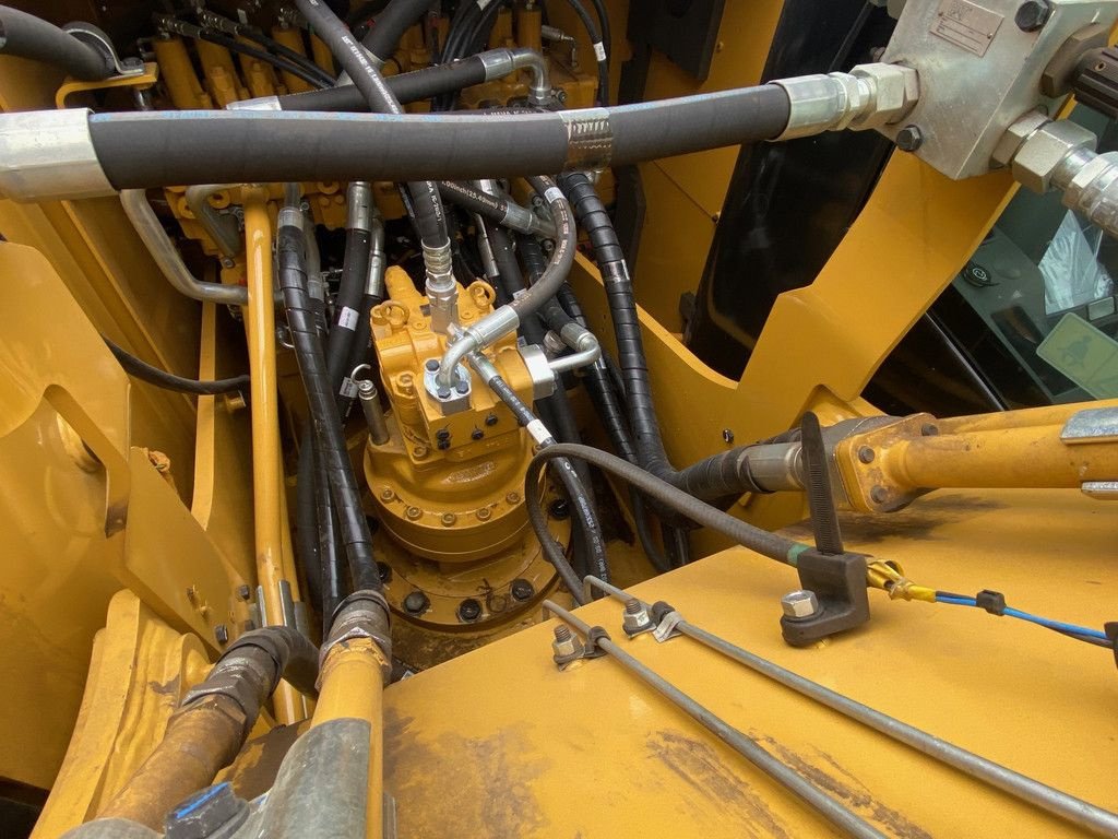 Kettenbagger des Typs Caterpillar 323D3, Neumaschine in Velddriel (Bild 8)