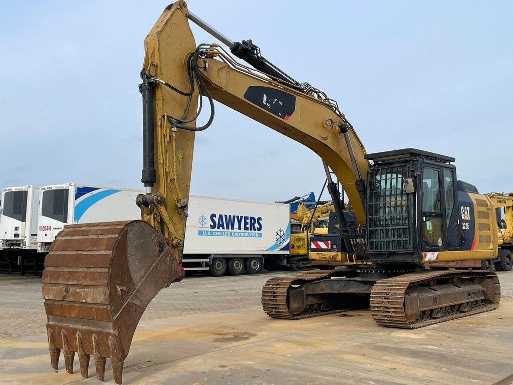 Kettenbagger of the type Caterpillar 323EL, Gebrauchtmaschine in Velddriel (Picture 2)
