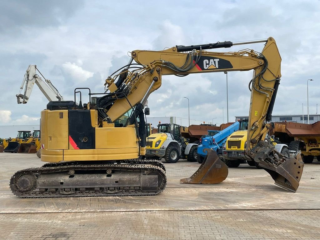 Kettenbagger a típus Caterpillar 325F LCR, Gebrauchtmaschine ekkor: Velddriel (Kép 8)